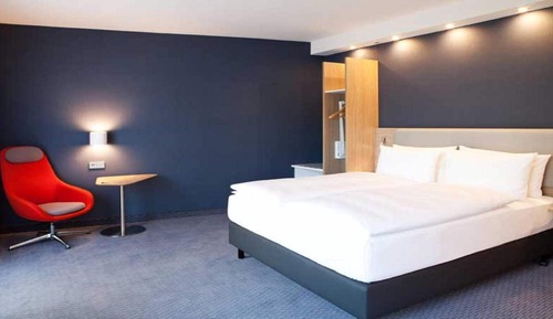 Standard Room, 1 Queen Bed