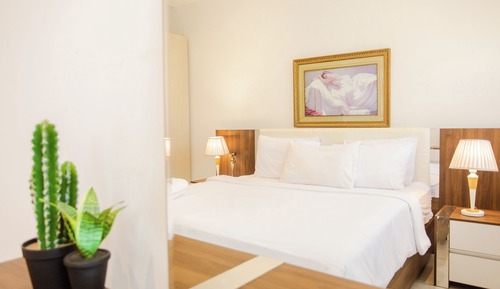 Exclusive Apartment, 2 Bedrooms, Patio, City View