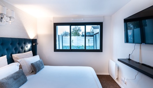 Premium Apartment