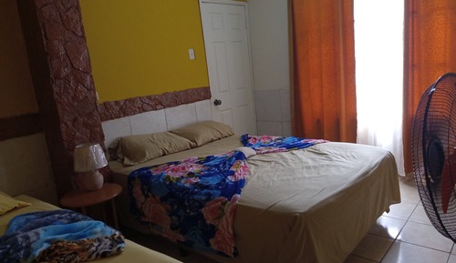Economy Room