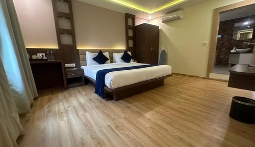Junior Studio Suite, 1 King Bed