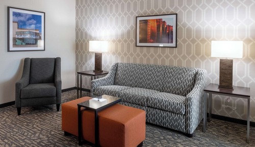 Deluxe Room, 2 Queen Beds (Sofa Bed, Hearing Accessible)
