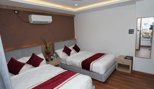 Standard Twin Room