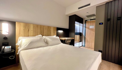 Exclusive Room