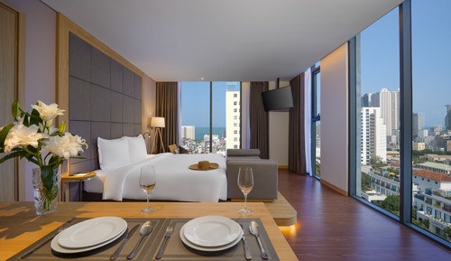 Sky Suite, Tower