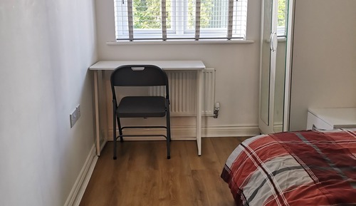 Deluxe Room, 1 King Bed, Garden View