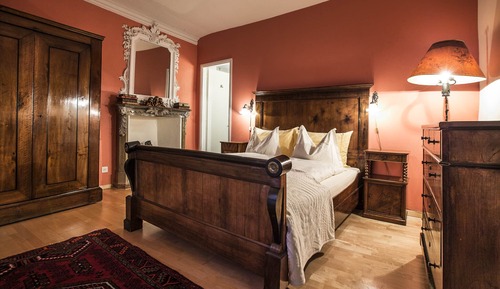 Classic Double Room