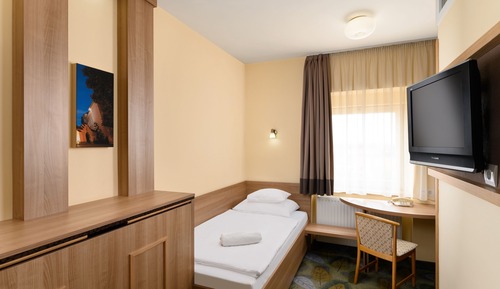 Basic Single Room