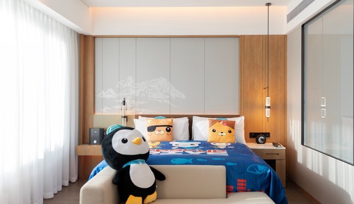 Family Room, 1 King Bed