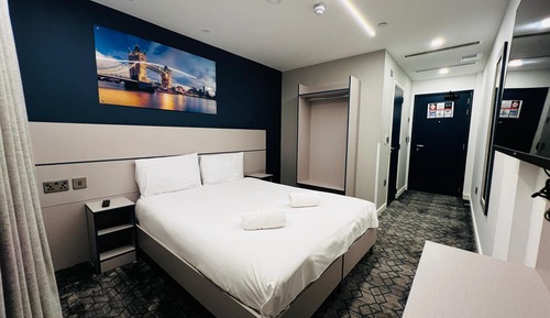 Deluxe Double or Twin Room, Accessible, Ensuite