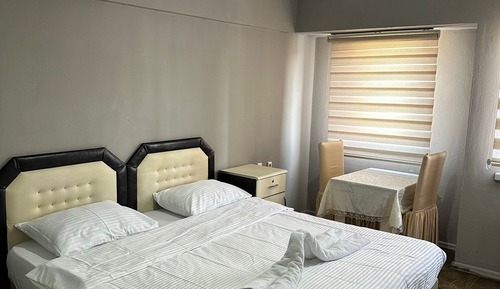 Room, City View