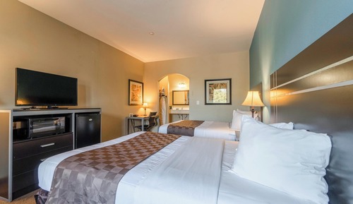 2 Queen Beds Suite Non-Smoking