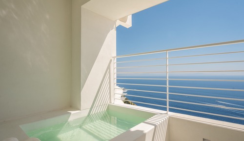LUXURY SUITE JACUZZI