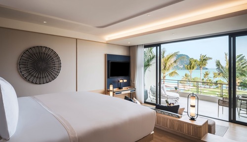 Deluxe Sea View Suite with Complimentary Sea Transfers from Phuket or Krabi