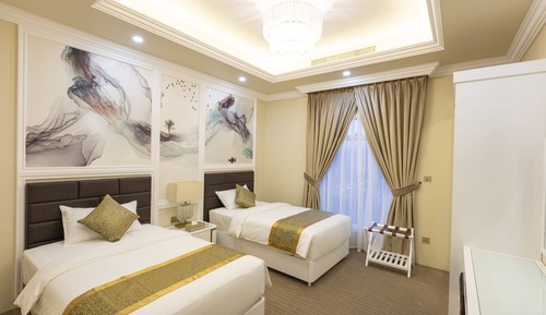 Junior Twin Suite