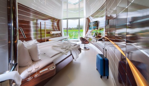 Yacht-Cabin