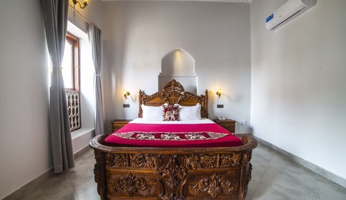 Double Room with Balcony and City view