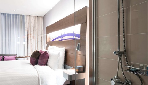 Superior Room, 1 King Bed