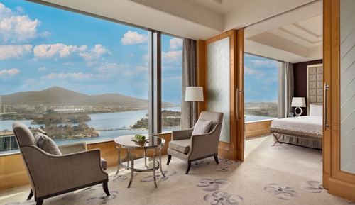 Horzion Grand Premier Lake View King