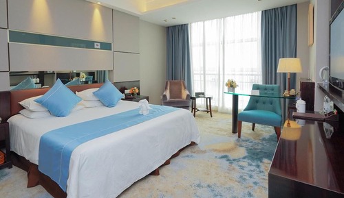 Deluxe Room, 1 King Bed