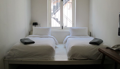 Room 8 (Friends Room)