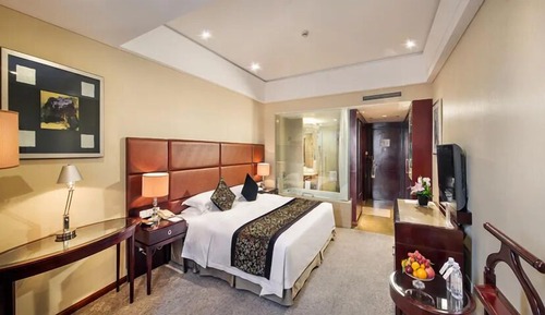 Superior Room, 1 King Bed