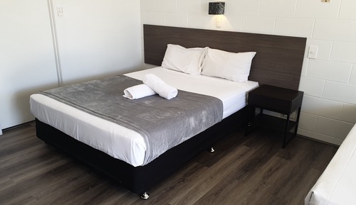 Deluxe Room, 1 King Bed, Non Smoking