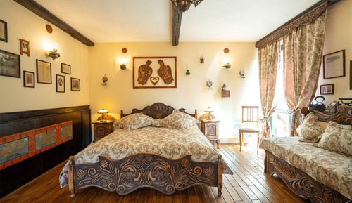 Junior Studio Suite