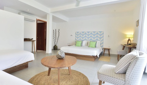Family Room, Garden View