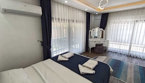Deluxe Villa