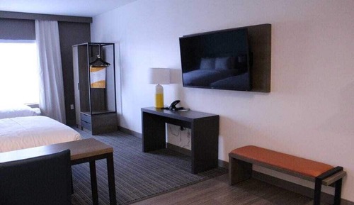 Suite, 2 Queen Beds, Non Smoking
