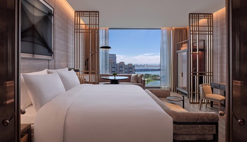 Deluxe Room, 1 King Bed, Bay View