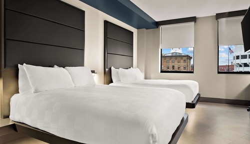 Room, 2 Queen Beds, Accessible, Non Smoking