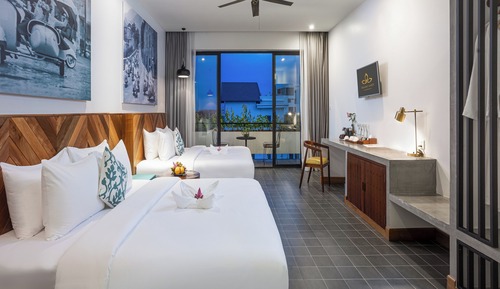 Deluxe Twin Room, Balcony, Pool View