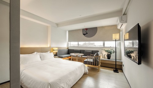 Deluxe Single Room