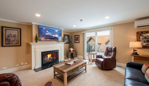 Condo, 2 Bedrooms