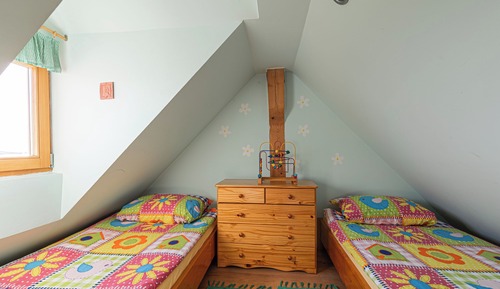 Family House, 2 Bedrooms, Mountainside (Vineyard Chalet Hansel and Gretel)