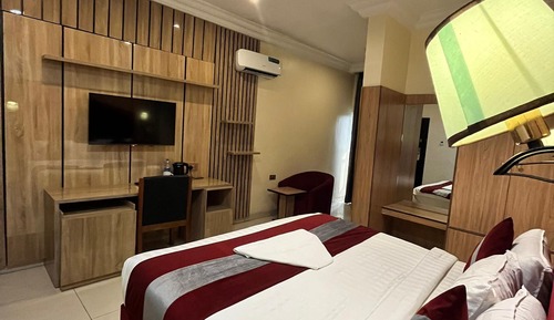 Deluxe Single Room, 1 Queen Bed