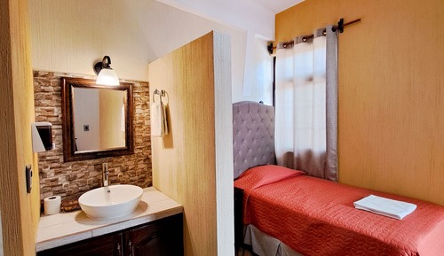 Traditional Single Room