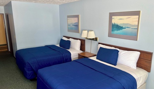 Standard Double Room, 2 Queen Beds (Two Queen Beds)