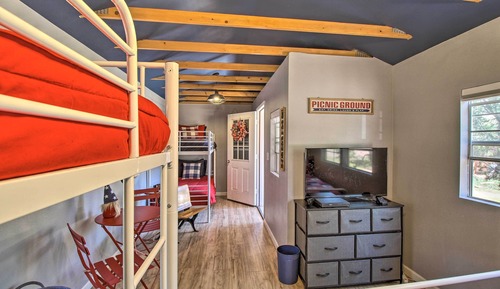 House (2 Bedrooms)