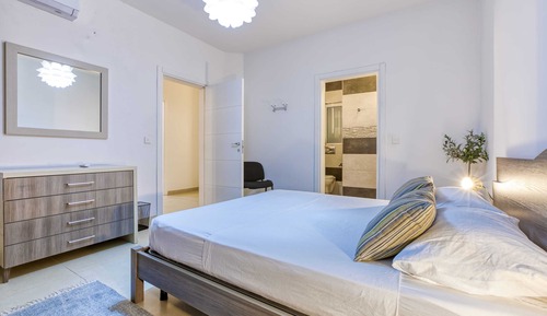 Basic Apartment, Multiple Beds, Sea View