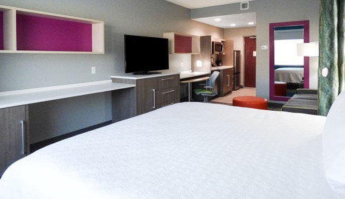 Studio, 1 King Bed, Accessible, Bathtub (Hearing)