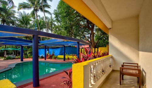 Superior Room, 1 Double Bed, Pool View, Poolside