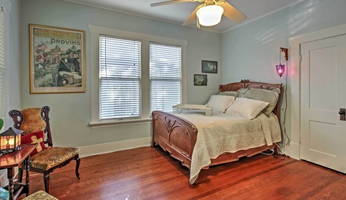 House (2 Bedrooms)