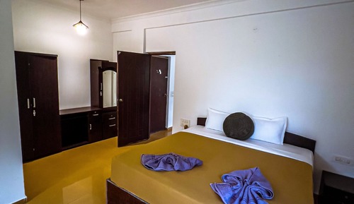 Hillside Royal Suite