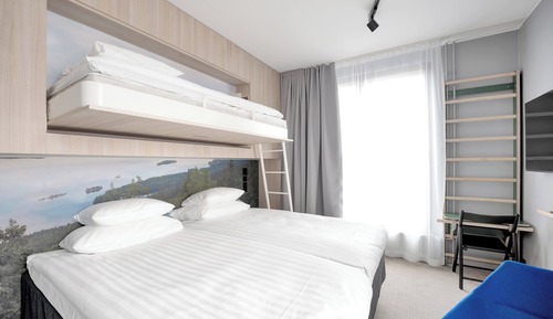 Standard Twin Room (Extra bed possible)