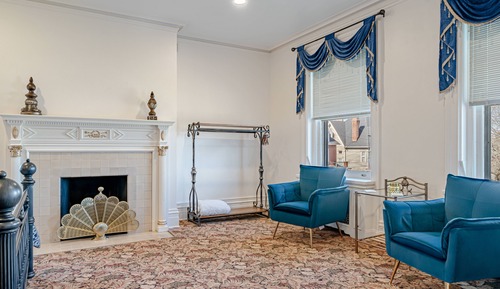 Luxury Suite, 1 King Bed, Non Smoking, Business Lounge Access