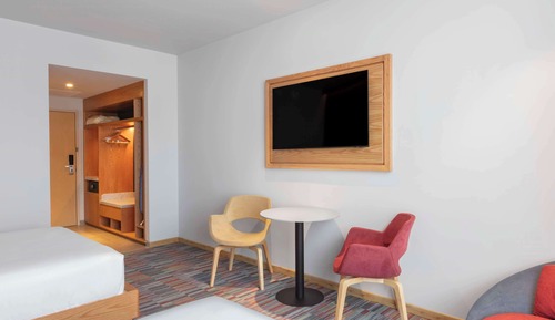 Room, 2 Queen Beds (Airport)