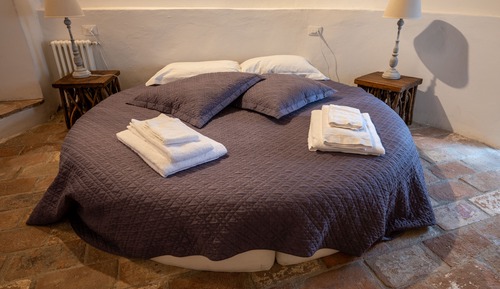 "Suite Montone"